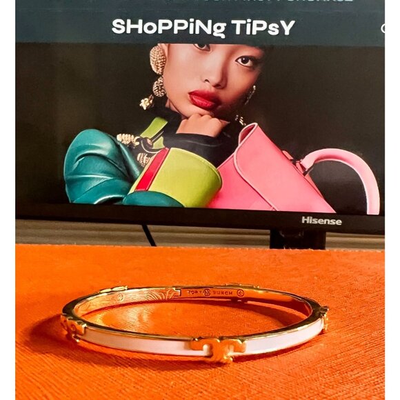 NEW! Tory Burch White and Gold Enamel Serif Bangle Bracelet - Picture 4 of 4